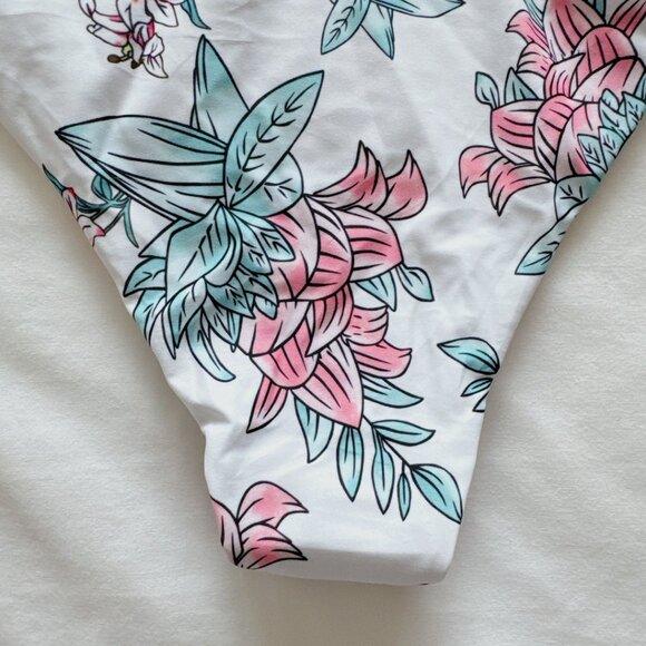 Zaful bikini bottoms white floral bathing suit medium us size 6 womens swimsuit - Picture 7 of 11